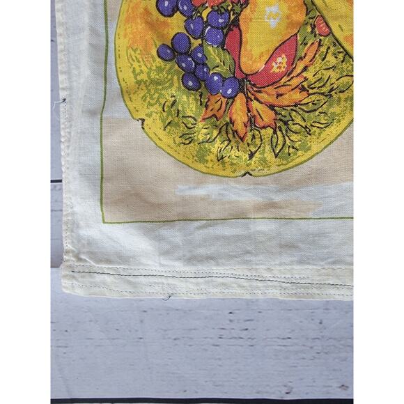 Vintage 1994 Calendar Dish Kitchen Towel Pears Fruit Berries Dishes - Picture 8 of 9